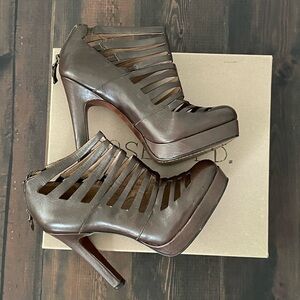 Rosegold caged platform heels